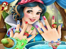 Snow White Nails