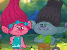 Trolls Dress Up